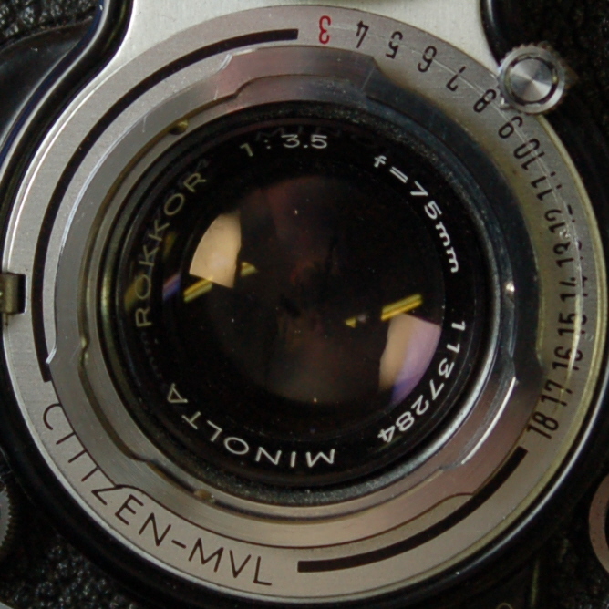 Minolta Autocord CdS II TLR camera