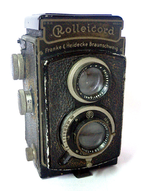 Rolleicord I (Art Deco) TLR camera
